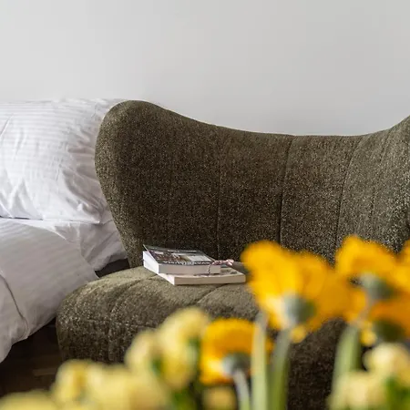 Apartment Ducks In The Yard - Self Check In