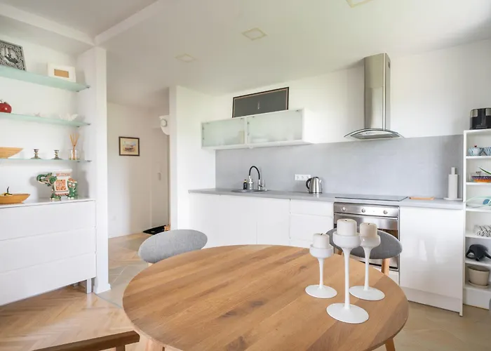 Ducks In The Yard - Self Check In Апартаменты *